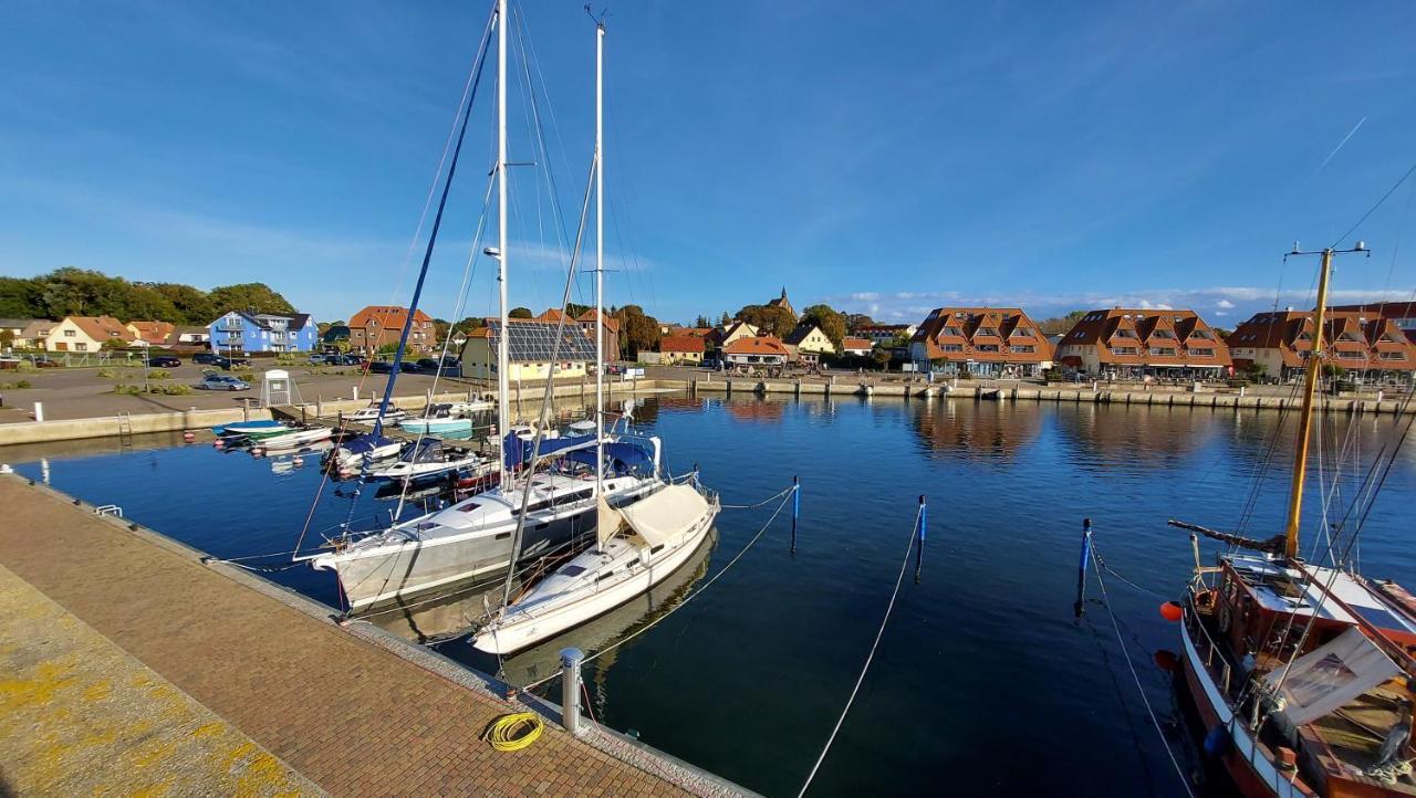 Ferienwohnung Hafenblick Wiek auf Rügen 외부 사진